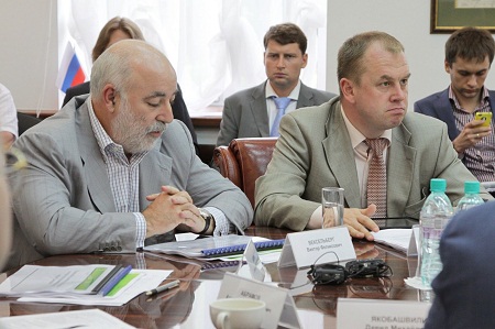 Наумов - Вексельберг.jpg