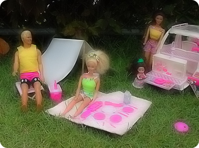 3-having-a-picnic.jpg