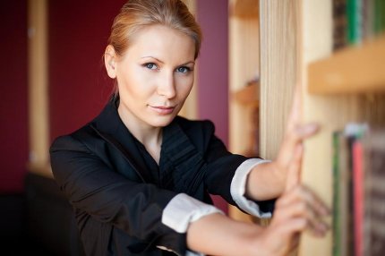 Алена Попова: &laquo;В деловом мире продаются схемы бизнеса, а не голые идеи, пусть и гениальные&raquo;