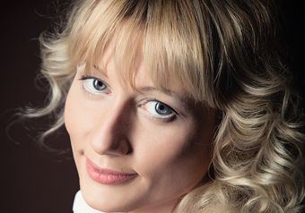 Лидия Царенко: «Я эмоциональный лидер, я ежедневно вбрасываю в коллектив энергетику!» Лидия Царенко: «Я эмоциональный лидер, я ежедневно вбрасываю в коллектив энергетику!»