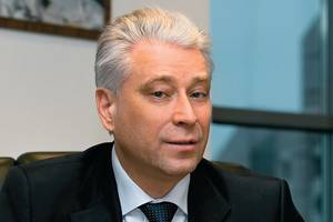 Председатель правления МСП Банка Сергей Крюков готов поддерживать мелких и средних производителей — только так можно доказать, что они есть Председатель правления МСП Банка Сергей Крюков готов поддерживать мелких и средних производителей — только так можно доказать, что они есть