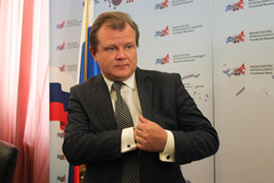 Илья Пономарев: Аренда хромает, пока идет бесплатная приватизация жилья. Фото: Савостьянов Сергей Илья Пономарев: Аренда хромает, пока идет бесплатная приватизация жилья. Фото: Савостьянов Сергей